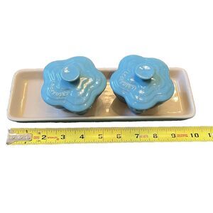 Le Creuset Mini Cocotte Flower Shaped Ramekins Turquoise Lids Lot Of 2 With Tray